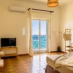 アパート Mari Sea