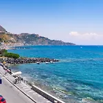 Mari Sea Lejlighed *