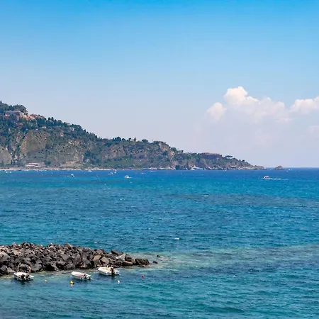 Mari Sea Апартаменти