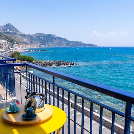 Mari Sea Giardini-Naxos